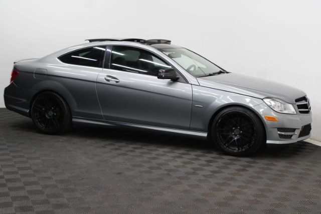 2014 Mercedes-Benz C-Class 250 Image 2 of 27