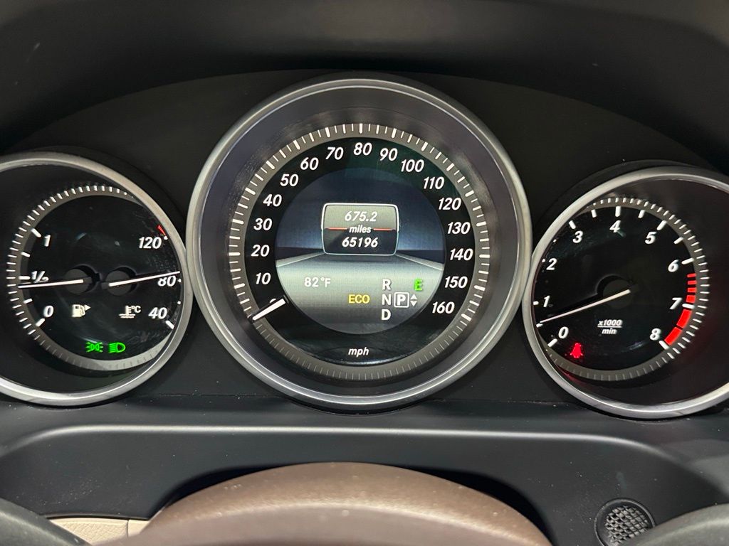 Vehicle image 24 of 39