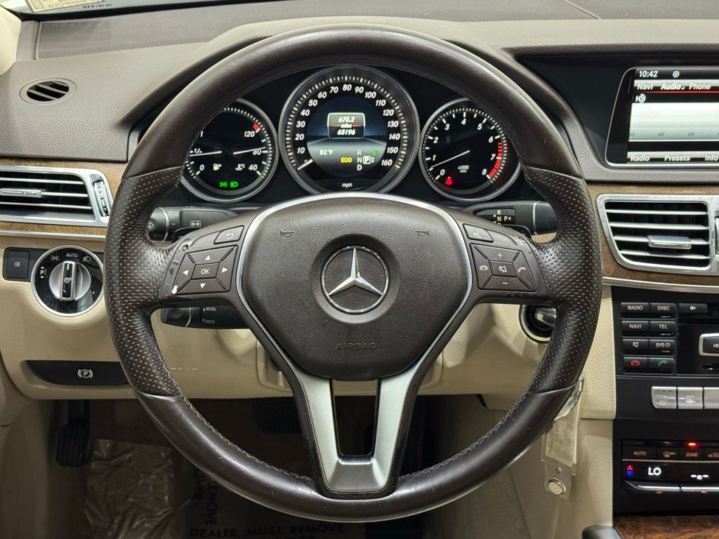 Vehicle image 20 of 39