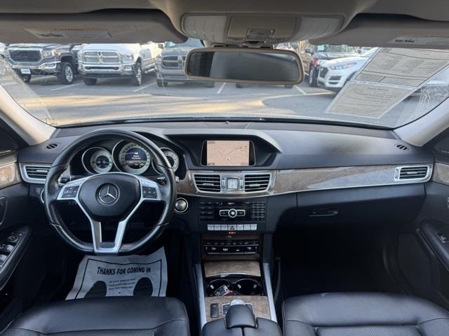 Vehicle image 26 of 41
