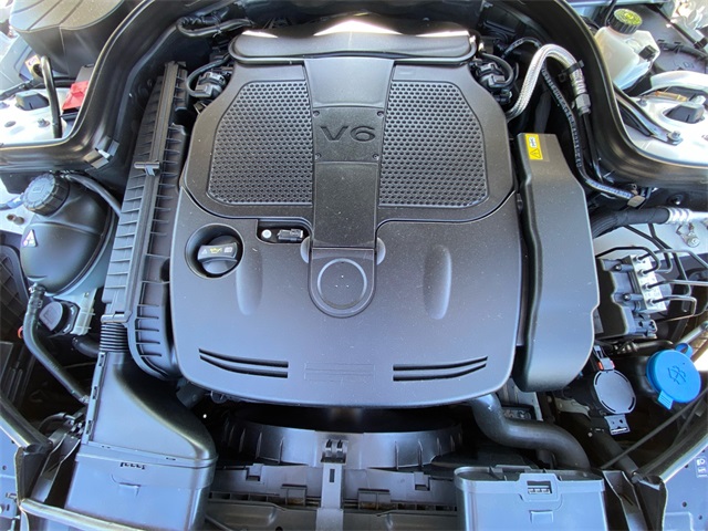 Vehicle image 10 of 41
