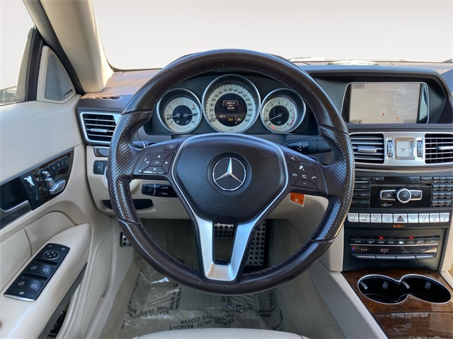 Vehicle image 22 of 41