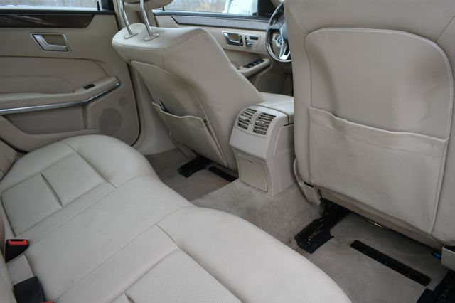 Vehicle image 15 of 31