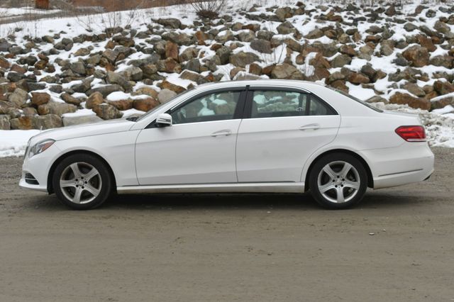 Vehicle image 9 of 31