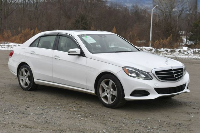 Vehicle image 4 of 31