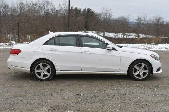 Vehicle image 5 of 31
