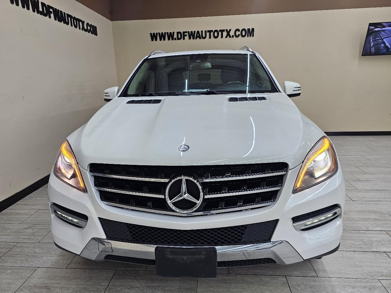 2014 Mercedes-Benz M-Class ML 350 Image 2 of 45