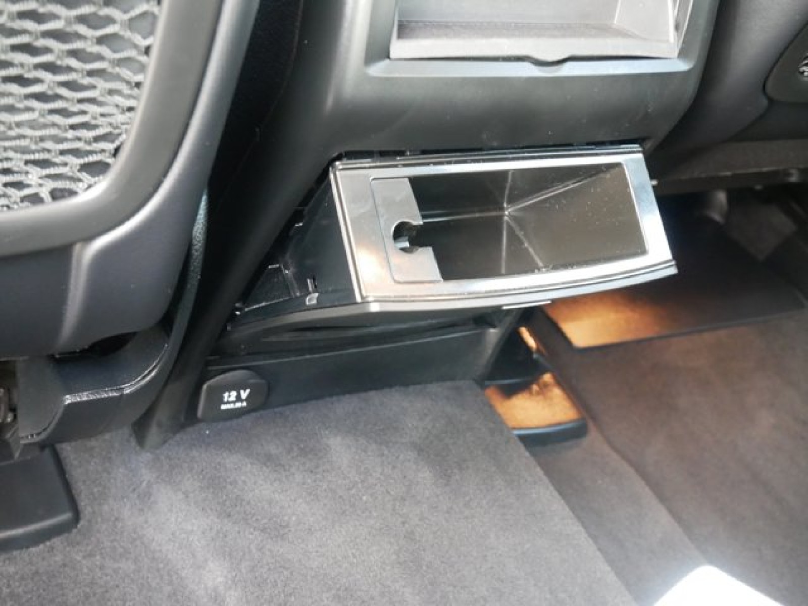 Vehicle image 12 of 27