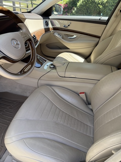 Vehicle image 9 of 15