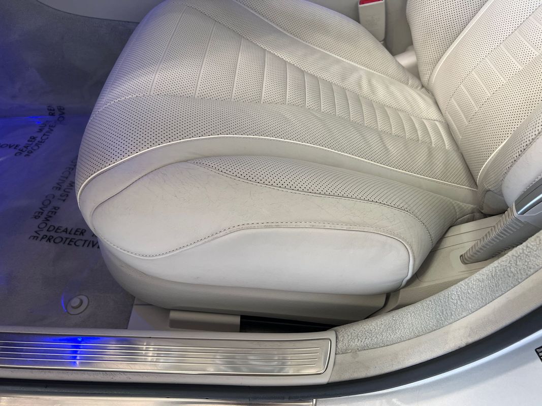 Vehicle image 76 of 115