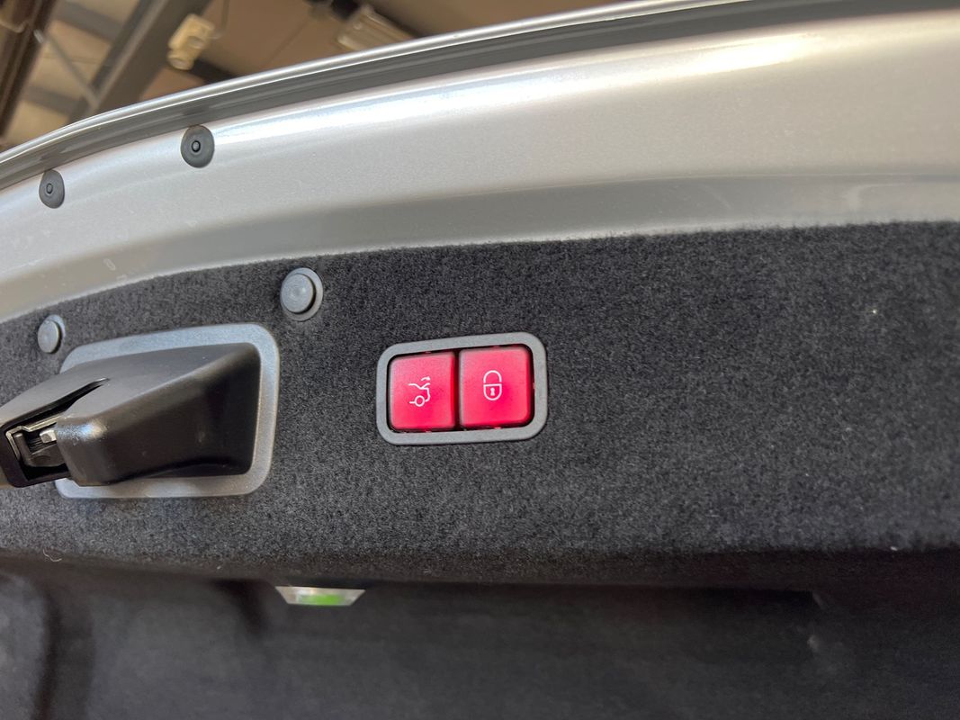 Vehicle image 48 of 115