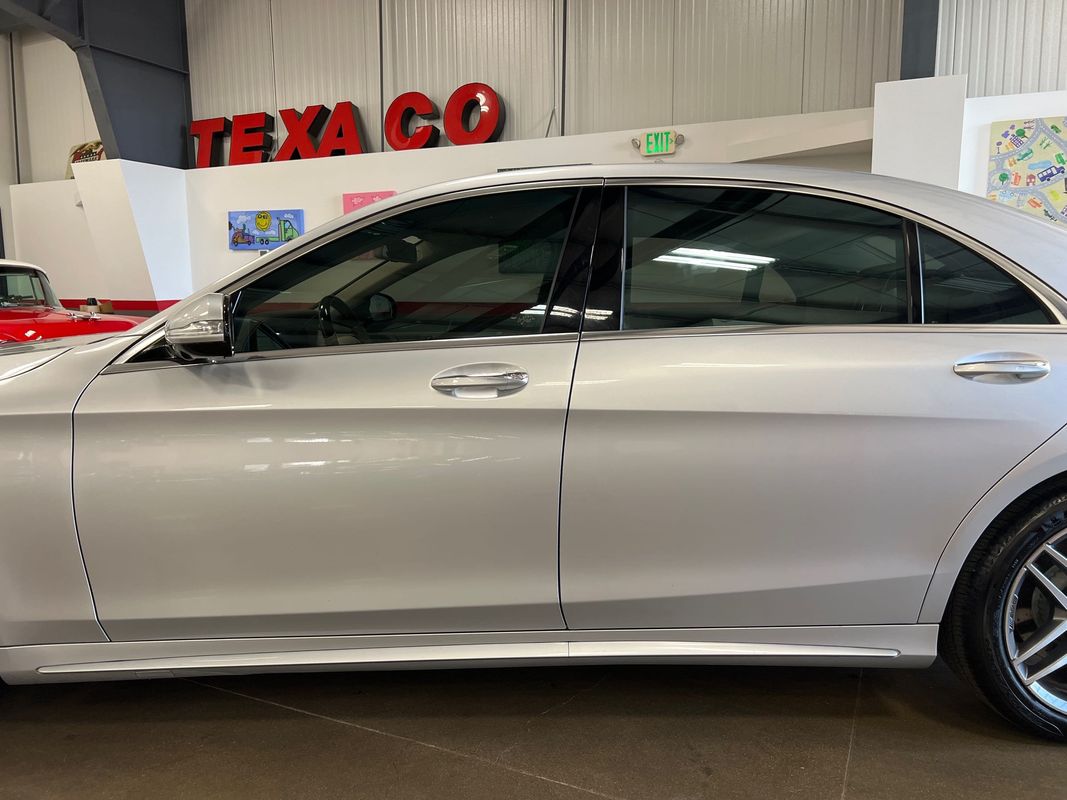 Vehicle image 18 of 115