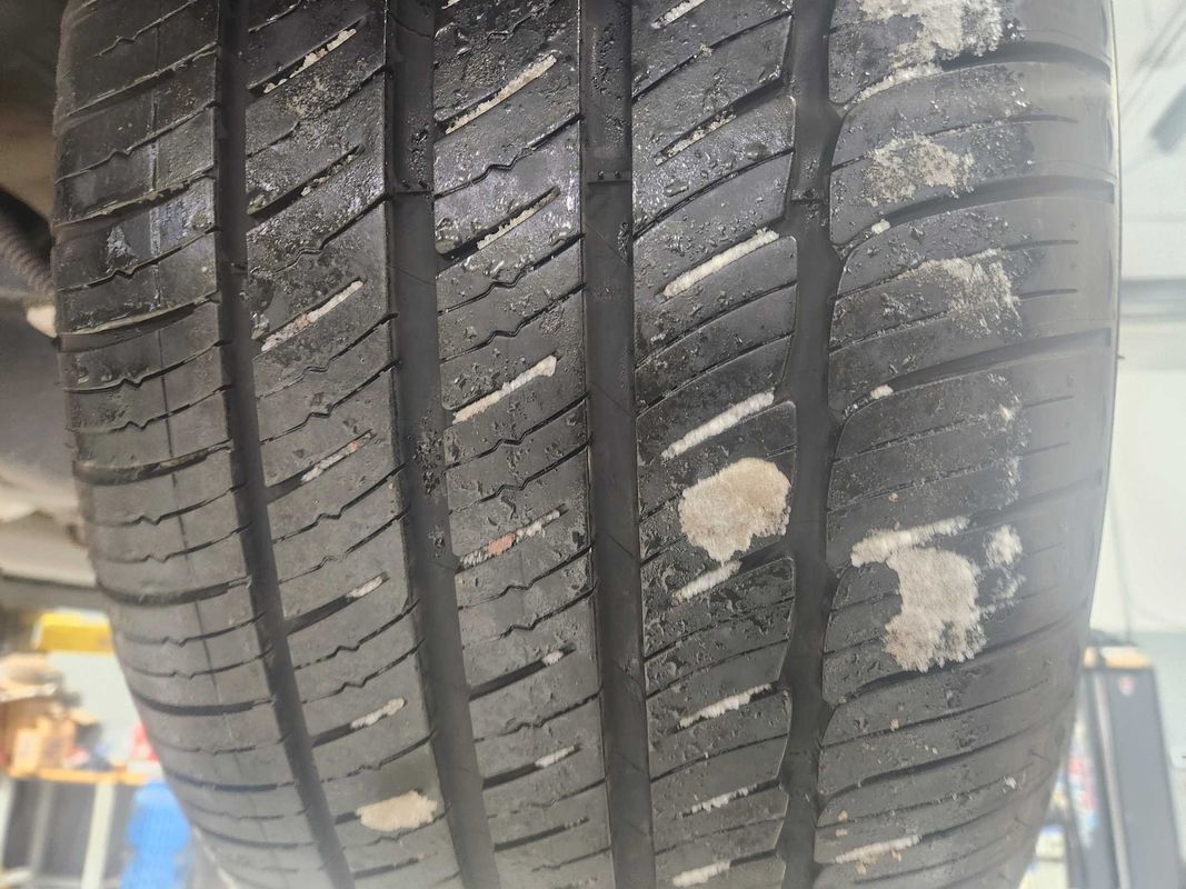 Vehicle image 32 of 115