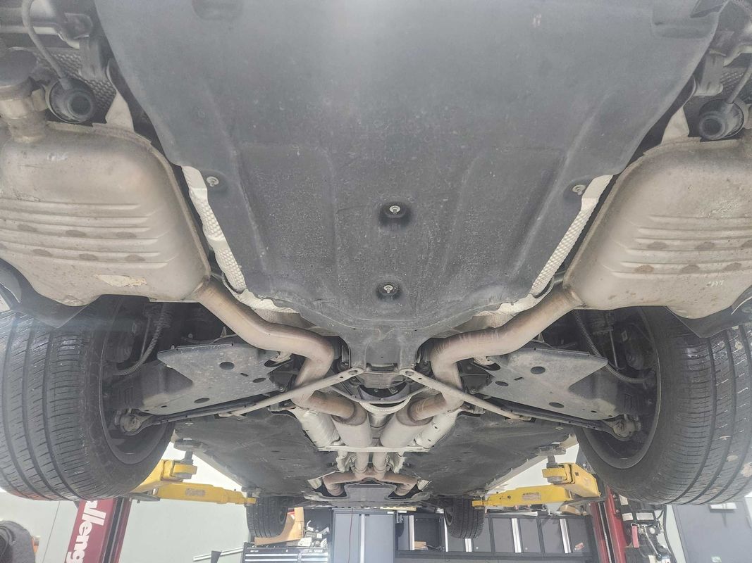 Vehicle image 29 of 115