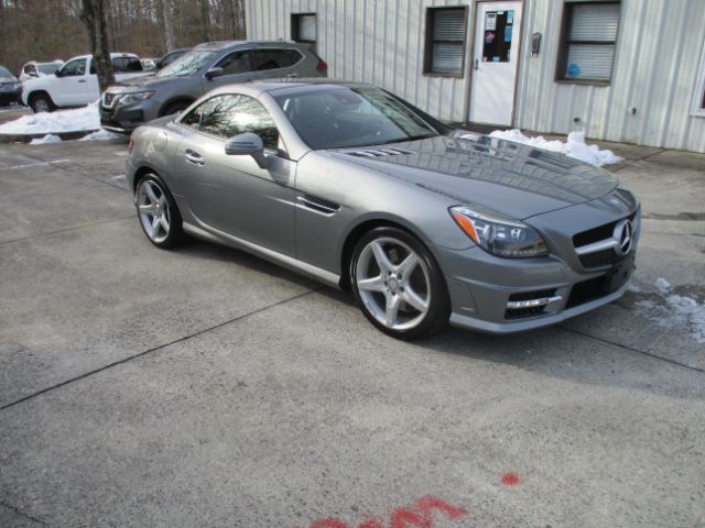 Vehicle image 3 of 36