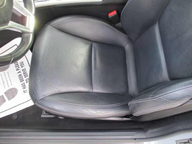 Vehicle image 15 of 36
