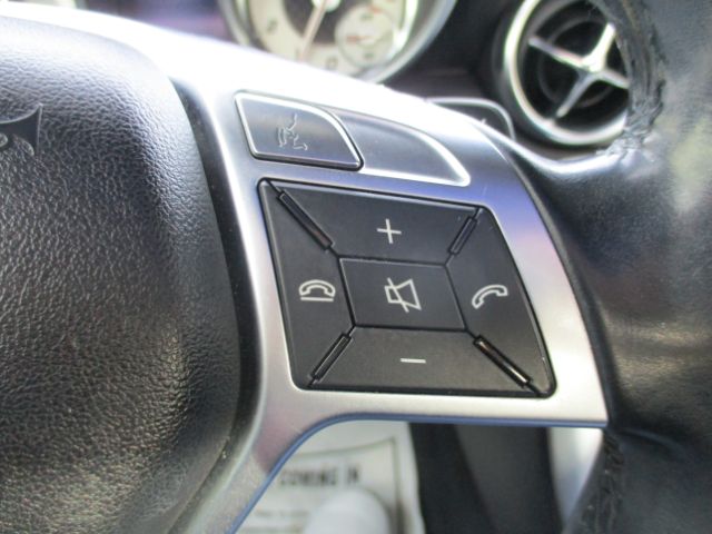 Vehicle image 22 of 36