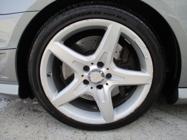 Vehicle image 9 of 36