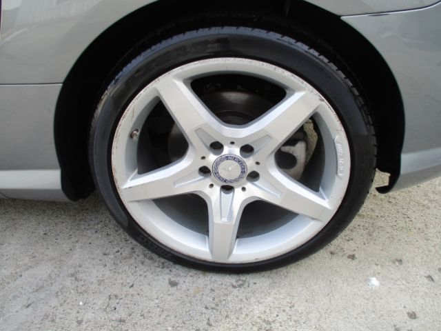 Vehicle image 10 of 36