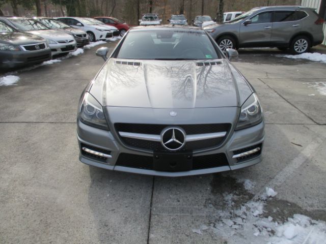 Vehicle image 2 of 36