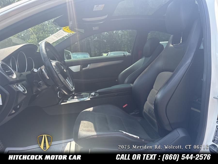 Vehicle image 27 of 41
