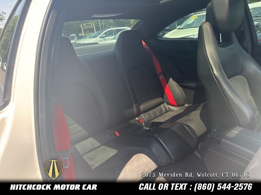 Vehicle image 33 of 41
