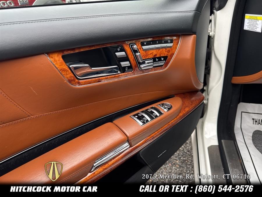 Vehicle image 25 of 49