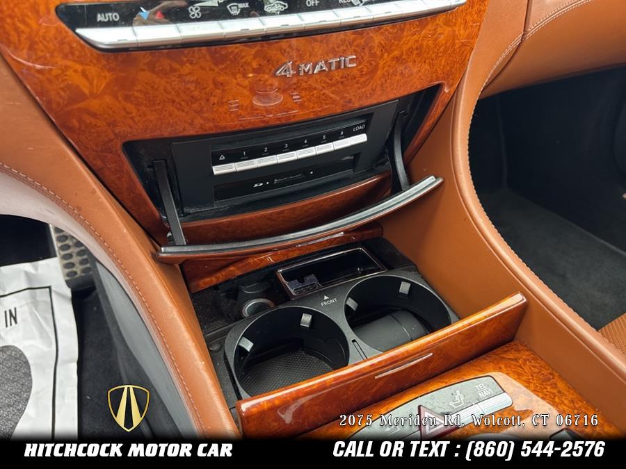 Vehicle image 33 of 49