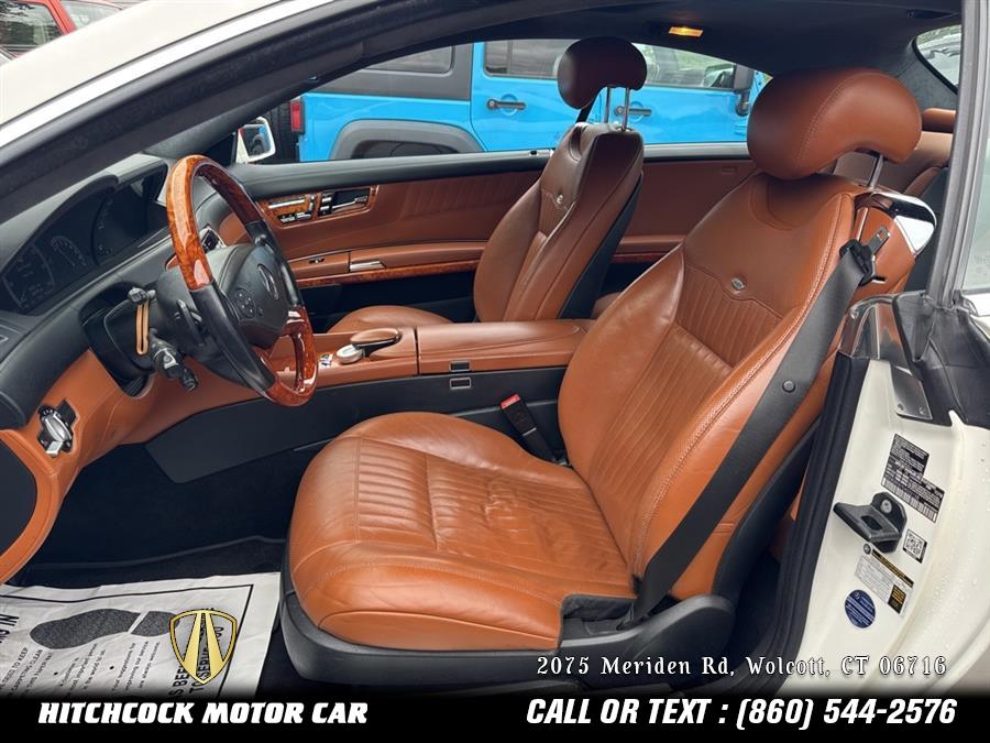 Vehicle image 27 of 49