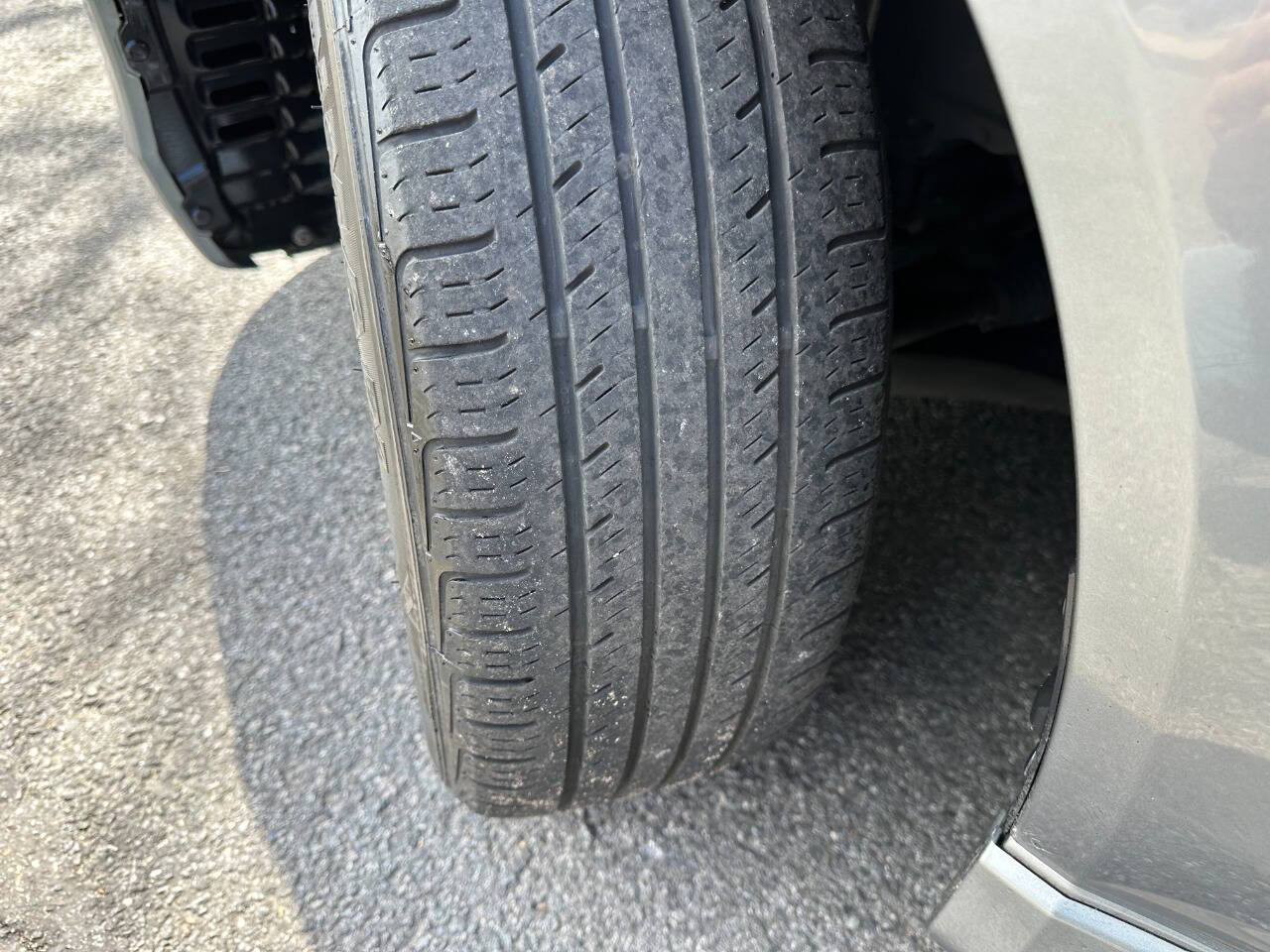 Vehicle image 20 of 22