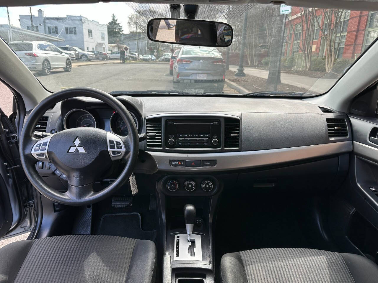 Vehicle image 16 of 22