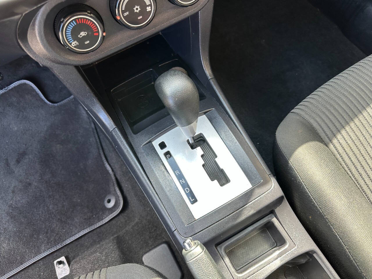 Vehicle image 19 of 22