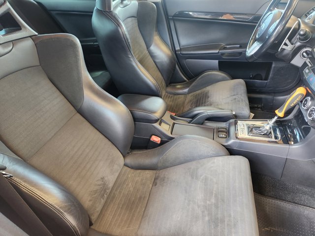 Vehicle image 10 of 22