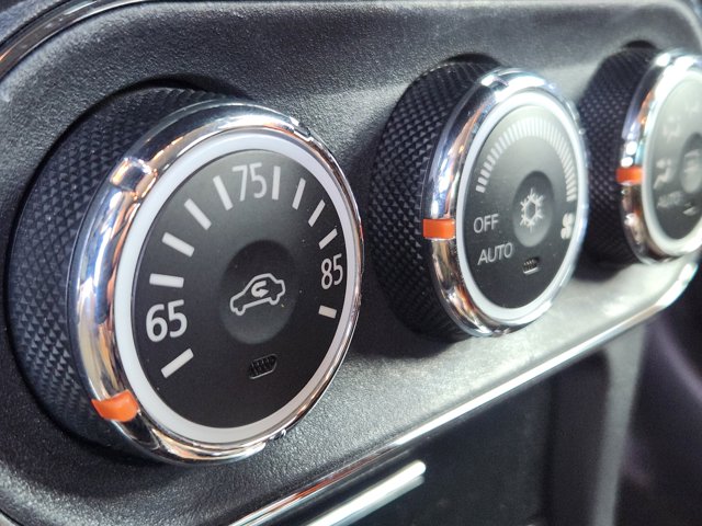 Vehicle image 13 of 22
