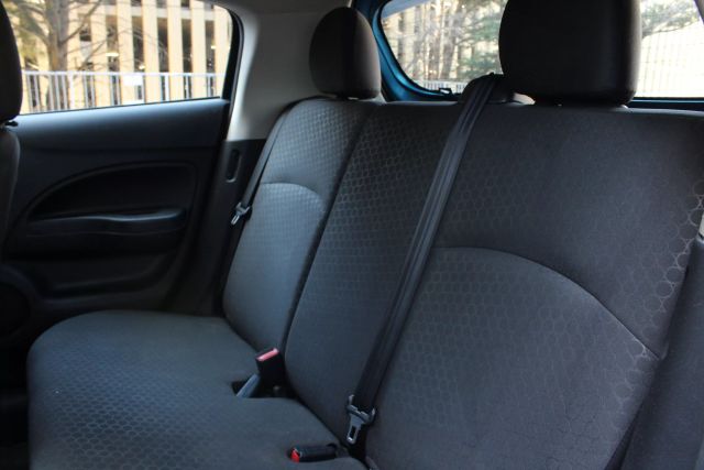 Vehicle image 20 of 34