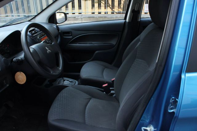 Vehicle image 14 of 34
