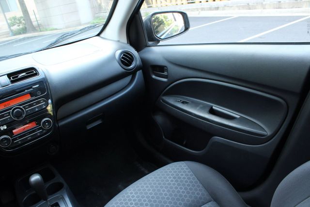 Vehicle image 23 of 34