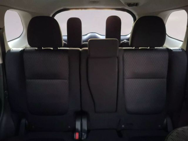 Vehicle image 18 of 27