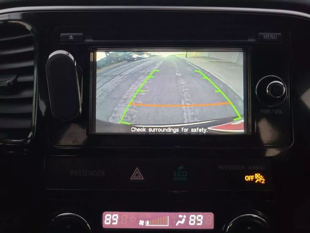 Vehicle image 15 of 27