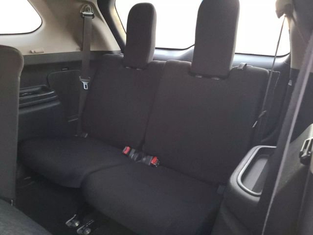 Vehicle image 20 of 27