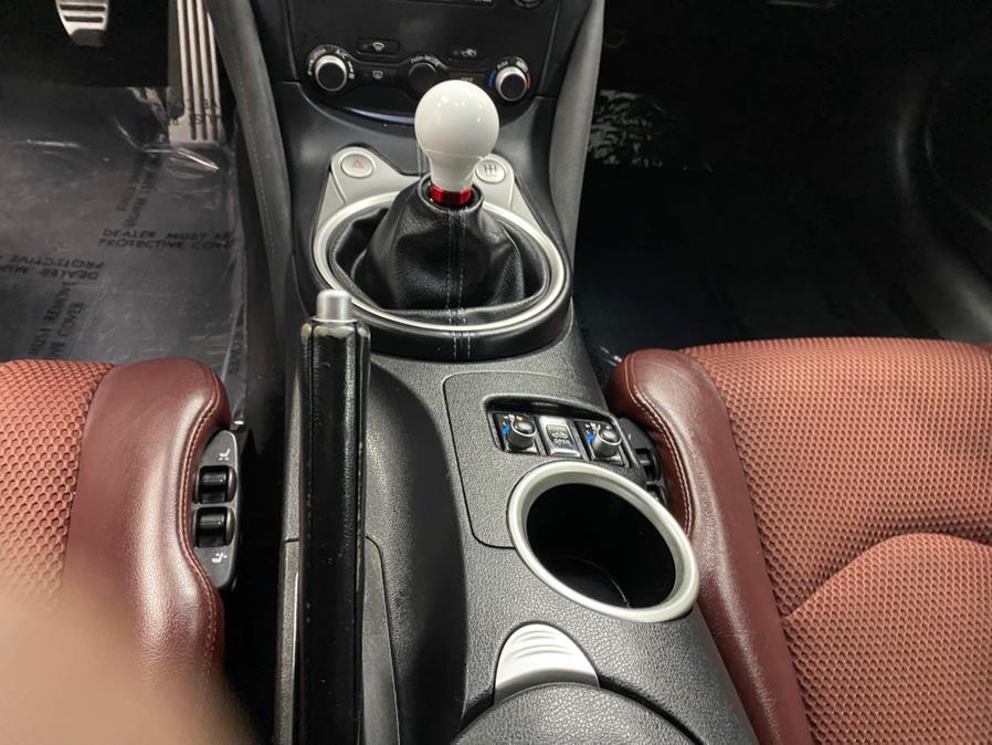 Vehicle image 43 of 60