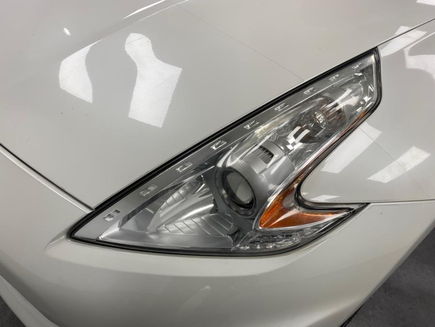 Vehicle image 24 of 60