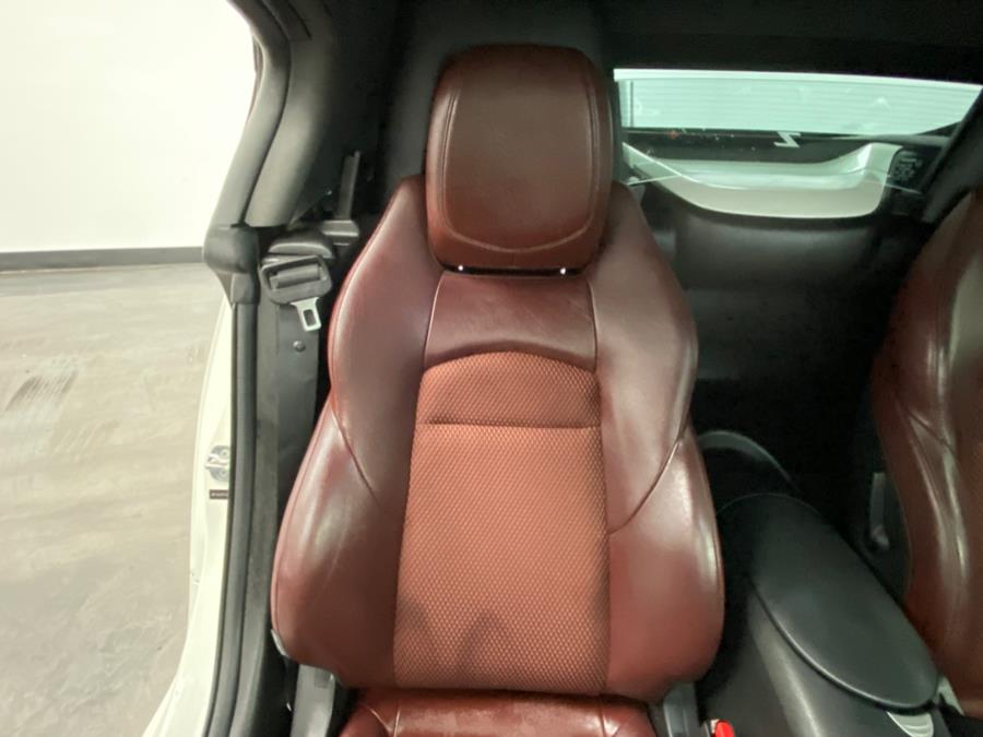 Vehicle image 36 of 60