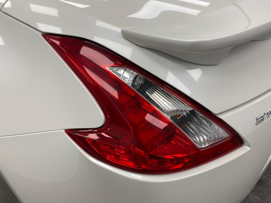Vehicle image 26 of 60