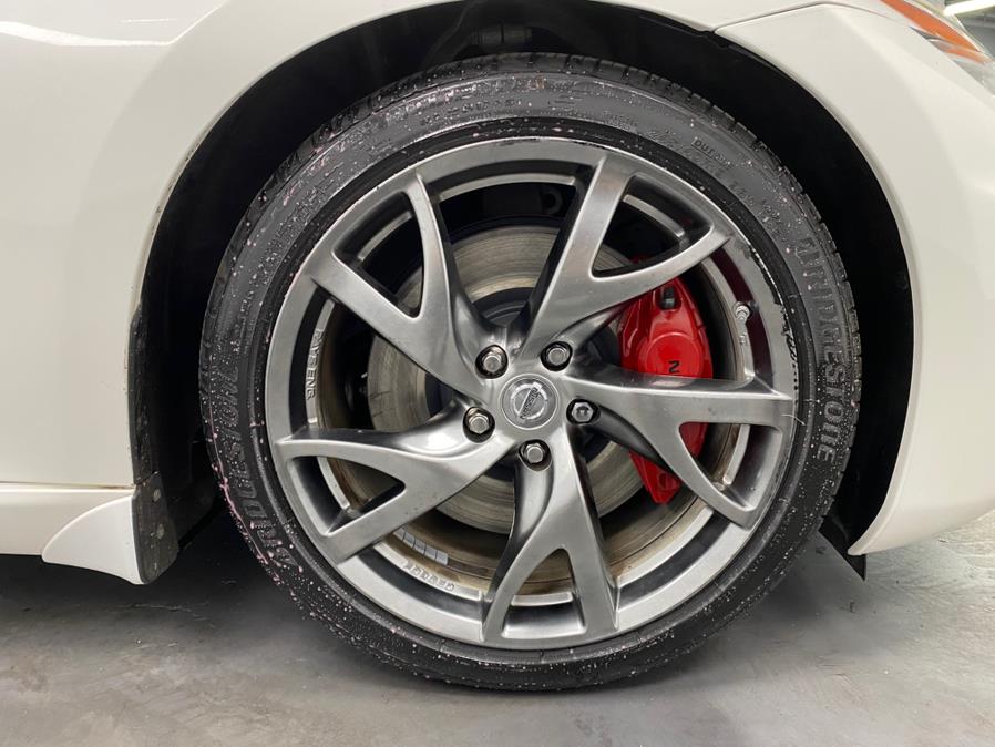 Vehicle image 29 of 60