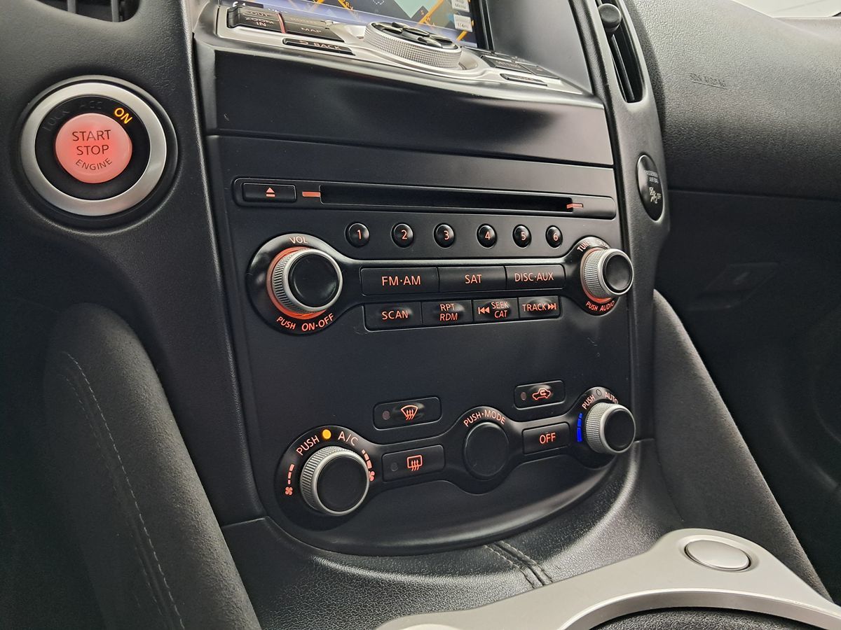 Vehicle image 20 of 30