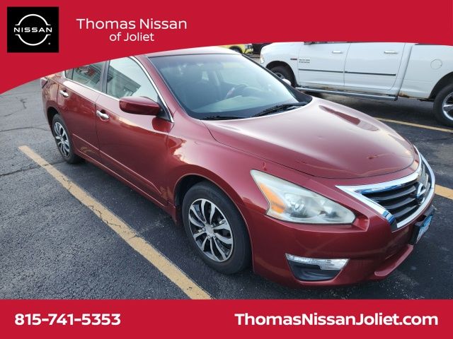 2014 Nissan Altima 2.5 S Image 2 of 6