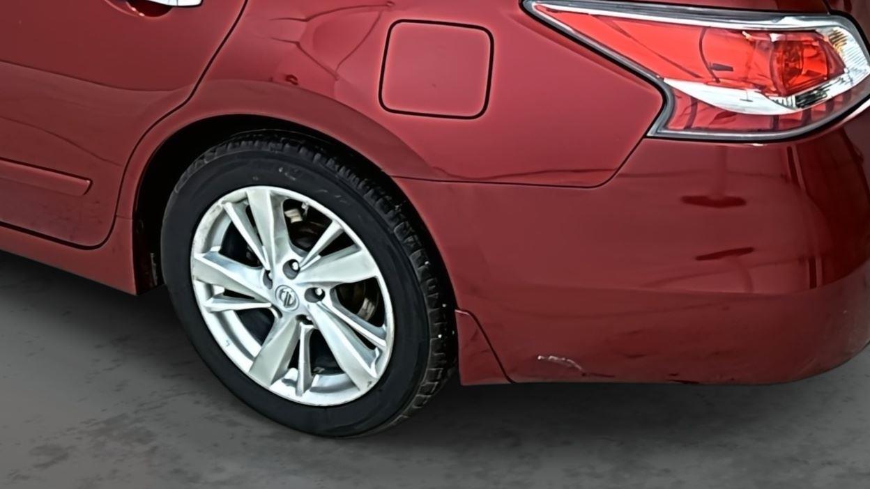 2014 Nissan Altima 2.5 SL Image 11 of 42