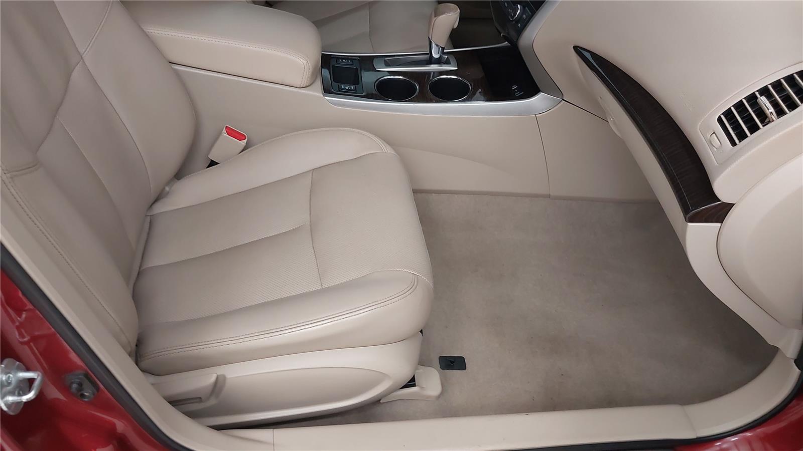 2014 Nissan Altima 2.5 SL Image 18 of 42