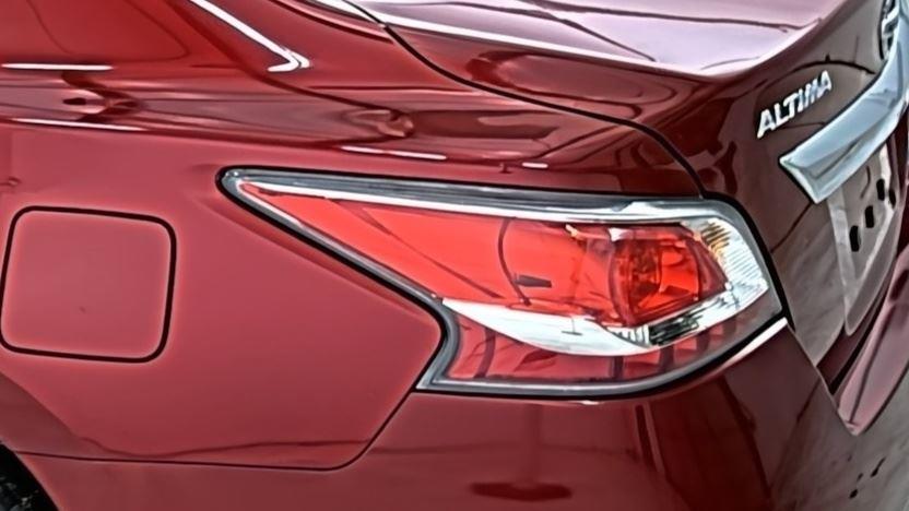 2014 Nissan Altima 2.5 SL Image 33 of 42